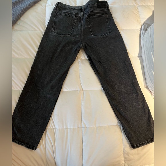 Abercrombie & Fitch The Mom High Rise Jean - Picture 12 of 16